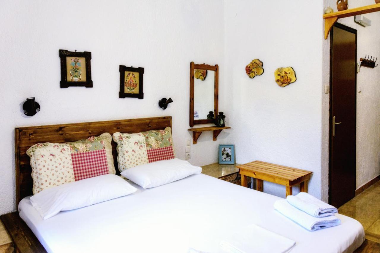 Spiros Rooms Panormos  ภายนอก รูปภาพ
