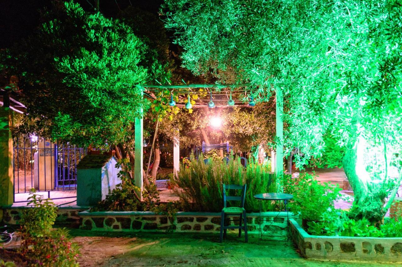 Spiros Rooms Panormos  ภายนอก รูปภาพ