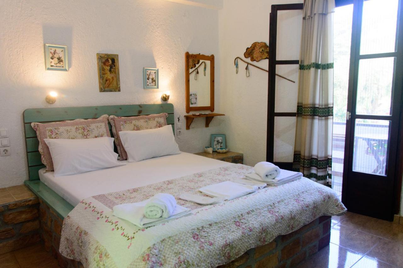 Spiros Rooms Panormos  ภายนอก รูปภาพ