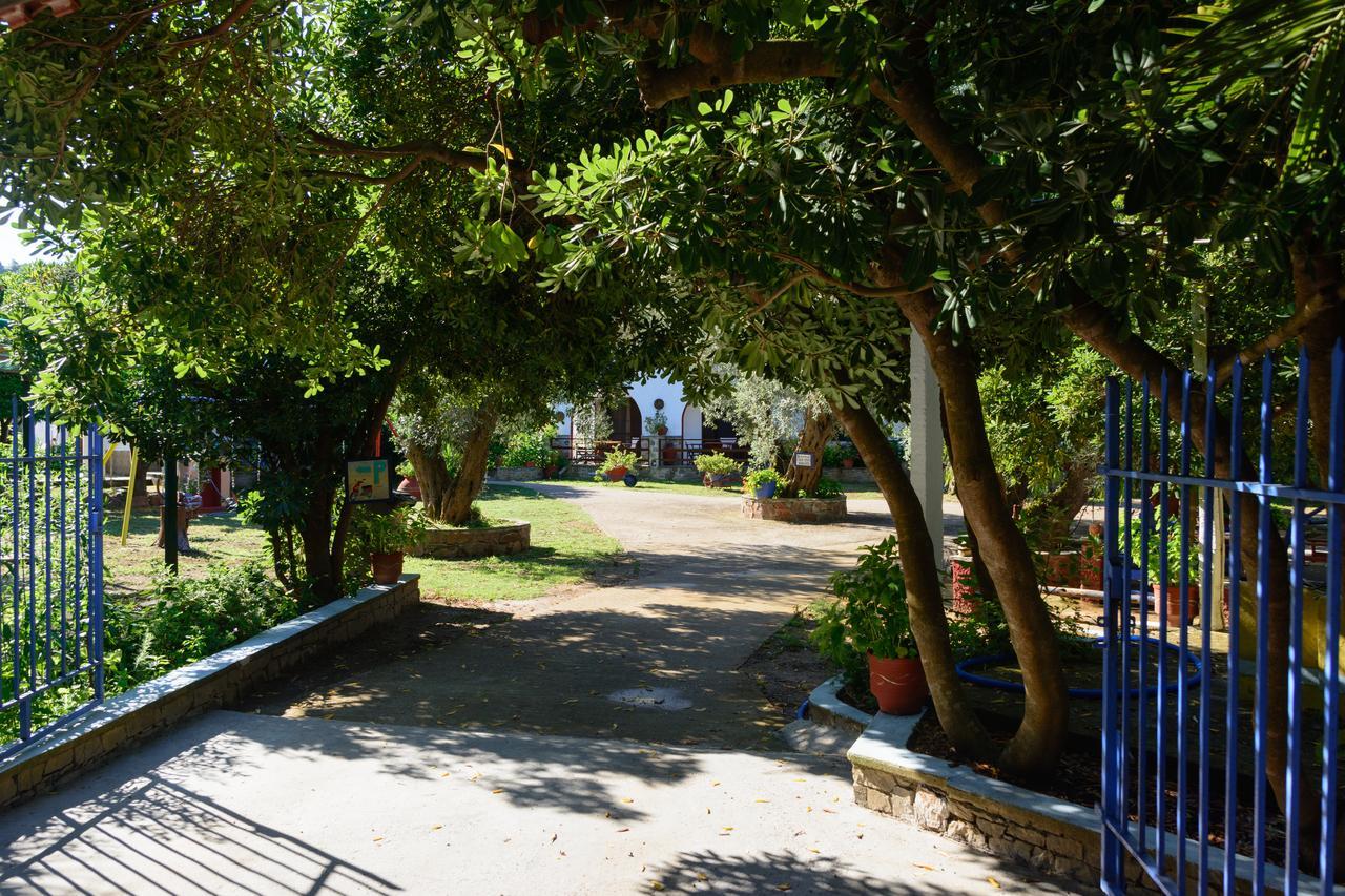 Spiros Rooms Panormos  ภายนอก รูปภาพ